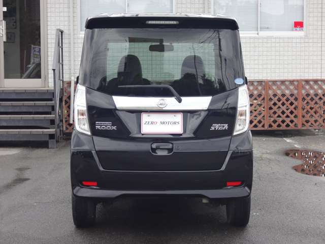 【100台展示台数】各メーカーでの見比べ・同車種での見比べなどなど見比べながら車を選んでみませんか？当店なら可能です！ぜひ見て比べて納得の一台を探します！お車探しの際はお気軽にご相談ください！！