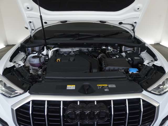 新型の車種から、お求めやすいモデルまで幅広く取り扱っております。
