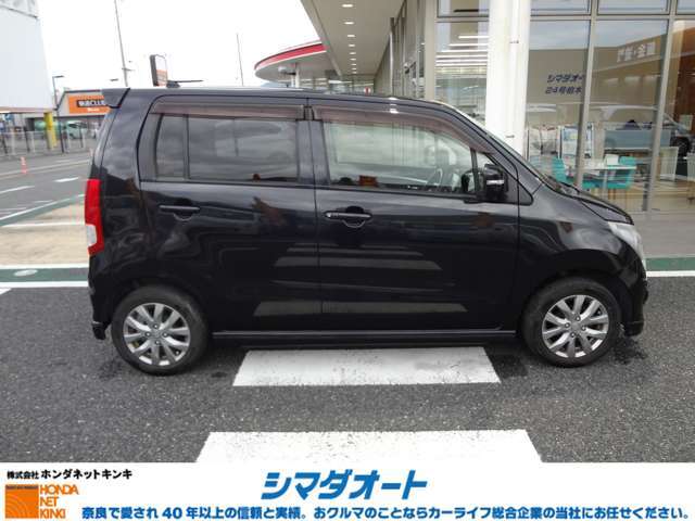 下取した車両をそのまま展示するダイレクト販売なのでお買い得価格です。
