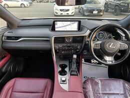 【インパネ全体】全方位で視界が広く、高い目線で運転もしやすいです！