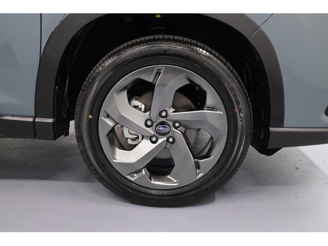 デザイン性と空力性能を兼ね備えた専用のアルミホイールです！高い剛性は走行安全性にも貢献します！