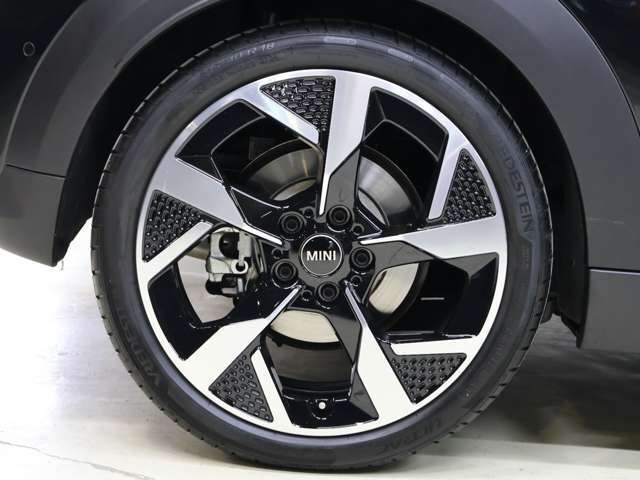 18インチ・アロイホイール・スライド・スポーク・2トーン