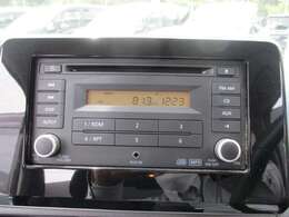 純正オーディオ付です。CD＆AM/FMラジオが聴けます♪