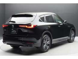 弊社下取りワンオーナー車のCX-60が入荷しました。走行距離はなんと9千Km！ぜひご検討ください。
