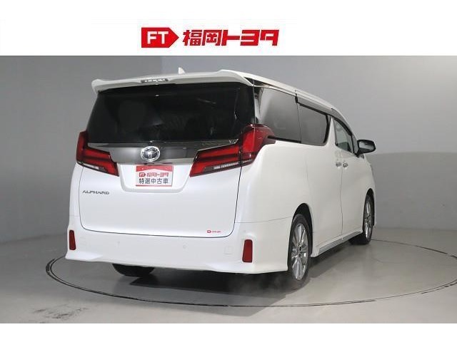 トヨタ認定中古車、評価4.5相当。走行距離10万キロ以内できれいな状態です。