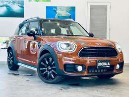 【右斜前】『外装：右斜前側』の画像になります。写真の内容に関してご不明点、ご質問等がございましたらお気軽にガリバー店舗までお問い合わせください。