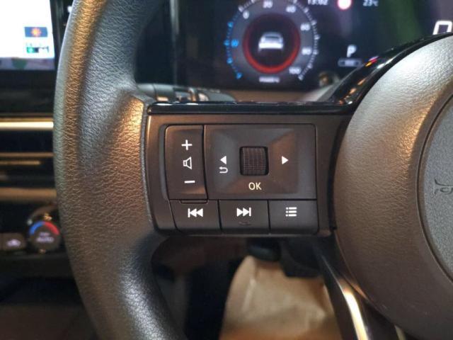ステアリングスイッチが付いているので、運転中でも操作可能です！