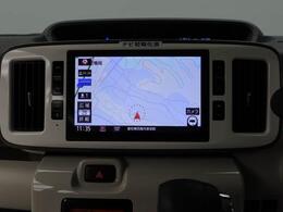 カーナビが付いております。