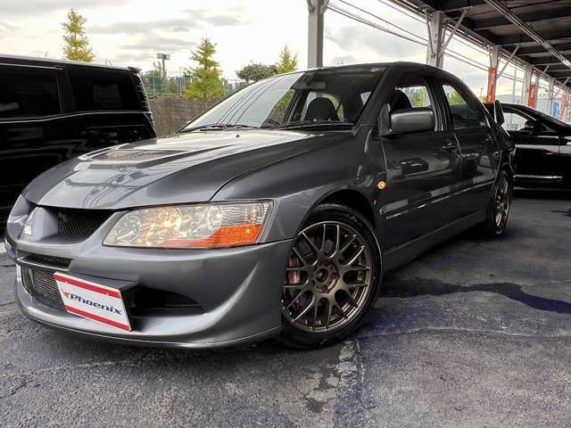 6速クロスミッション・アルミルーフパネル・大型カーボンリアスポイラー・ブレンボ・ワーク17アルミ・車高調・HIDライト・レカロシート・MOMOステアリング・ACD＋スーパーAYC・HKSマフラー