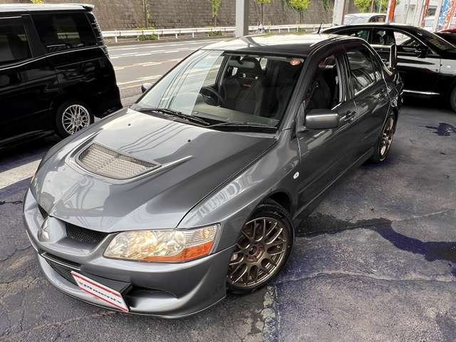 6速クロスミッション・アルミルーフパネル・大型カーボンリアスポイラー・ブレンボ・ワーク17アルミ・車高調・HIDライト・レカロシート・MOMOステアリング・ACD＋スーパーAYC・HKSマフラー