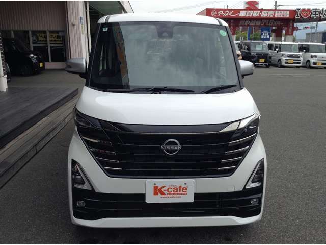 ケイカフェはオールメーカーのお車を取り揃えておりますので、1度のご来場でオールメーカーのお車を実際に見て比べていただくことが出来ます。試乗車も多数ご用意しておりますので、楽しく乗り比べしましょう！