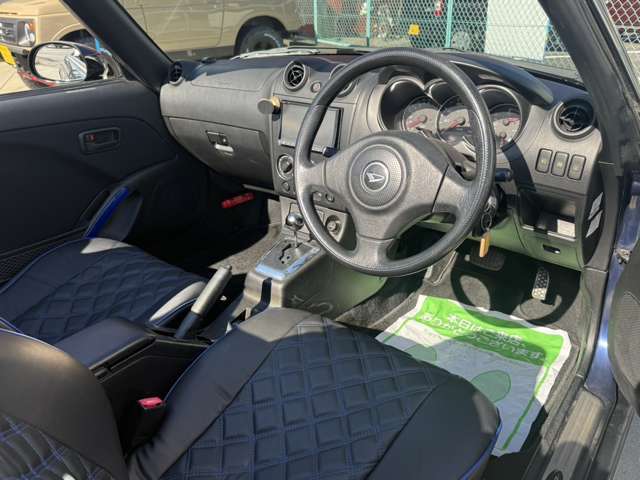 新品シートカバー！　室内も綺麗です。　しっかりクリーニング済！