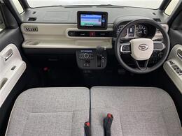 【インパネ全体】全方位で視界が広く、高い目線で運転もしやすいです！