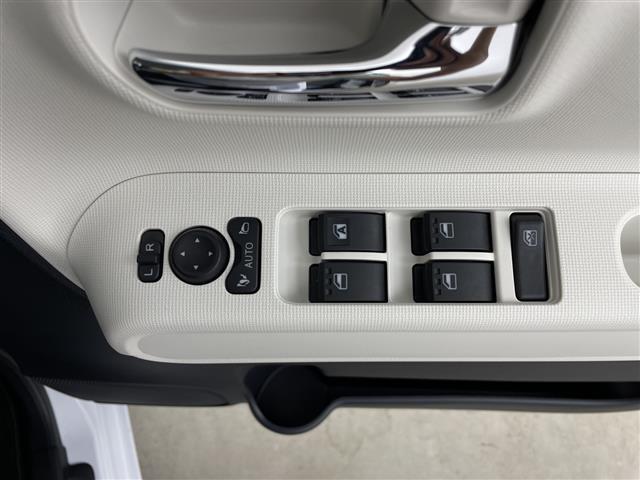 【窓操作部】軽い力で、窓を開けたり閉めたりすることができます！掲載箇所以外にご希望の写真がございましたら、お気軽にお問い合わせ下さい！メールや郵送でお送りさせていただきます。