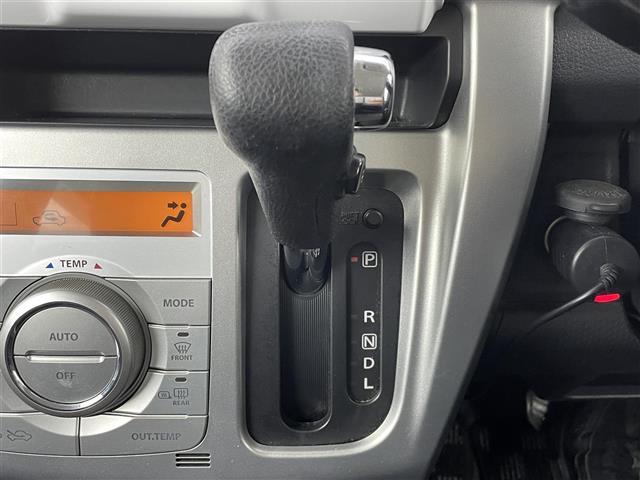 【運転席操作部】快適なドライブを楽しむための機能が装備されています！運転席から触れるので、使いやすいです！除菌プランいれていただくと、さらに清潔で安心していただけます！