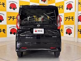 これからお車を購入し長くカーライフを楽しんで頂きたいと思い、当社スタッフは、そんな様々なお客様と安心して、楽しめるカーライフを一緒に考えてご提案させて頂いております。