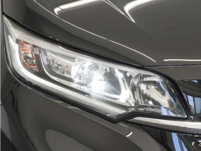 ◆LEDヘッドライト◆　LEDライトは、明るく視認性が良く、省エネで環境にもやさしいヘッドライトです！