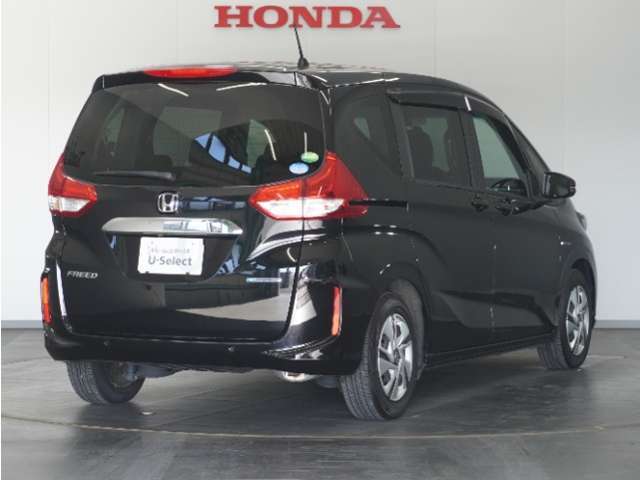 車両本体価格以外に必要な諸費用を含めたお支払い総額で検討して下さい！車両価格は安いけど諸費用が高い！なんてことにならないように当店は購入に必要な金額＝総額を表示しております！