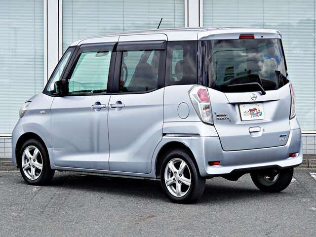 是非、他社とクラべてください。大歓迎です！実際に比べて、ナットクの行く1台をお探し下さい！当社は他社にも負けないように精一杯頑張ります！