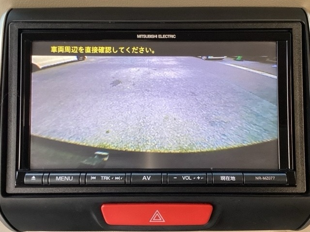 この度は、当店のお車をご覧いただきまして誠にありがとうございます。正規ディーラーならではの充実した保証制度あり、第三者機関がチェックした安心車両状態評価書付きです！是非お気軽にお問合せ下さい♪