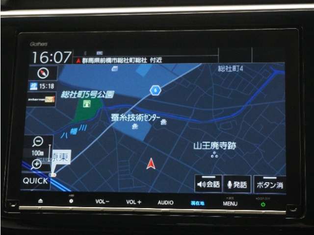 9インチプレミアムインターナビ(VXM-217VFNi)＆バックカメラが装備されているので、普段の使い勝手もロングドライブも快適です。