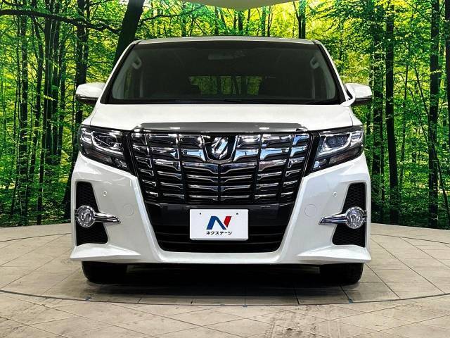 弊社では、全車『修復歴なし』のお車のみ取り扱っております。専任バイヤーによる厳選した仕入れの後、入庫後の車両チェックを行い、ネクステージが認定した高品質な中古車をご提供しております。