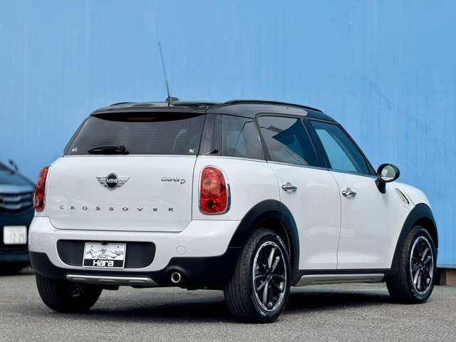 修復歴はもちろん、鈑金塗装歴や外装の交換歴も御座いません！