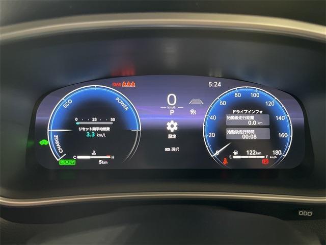 オートブレーキホールド・電子パーキング・パワーバックドア・シートヒーター・パワーシート・LEDオートライト・フォグランプ・オートハイビーム・オートエアコン・黒ハーフレザーシート・AC100V電源・SOSコール　→