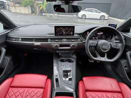 内外装大変綺麗で当社としても自慢の一台となっております！