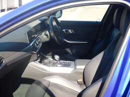 全国納車可能です。最寄りのBMW正規ディーラーにて、保証修理可能です。遠方のお客様もご安心ください