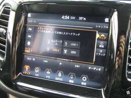 【8.4インチ純正ナビ装備！】ブルートゥース＆フルセグTV機能も付いてます☆