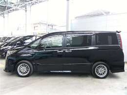 もれなく全車に1年間、走行距離無制限のトヨタロングラン保証が無料で付いてます！有料にて最長3年間まで延長できます！全国のトヨタのお店でOK！！