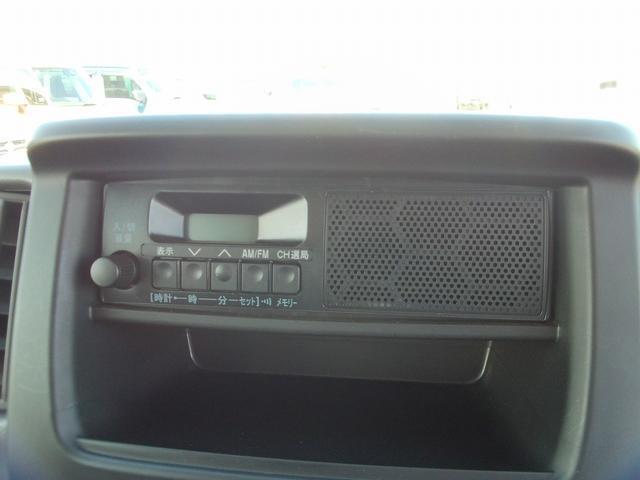 車内のオアシス的存在のFM/AMラジオを装備♪