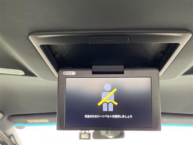 【フリップダウンモニター】長時間のドライブでも後席モニターがあれば快適♪お子様を持つお父さんお母さんの強い味方！！