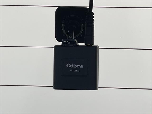 【　スマートキー　】鍵を挿さずにポケットに入れたまま鍵の開閉、エンジンの始動まで行えます。