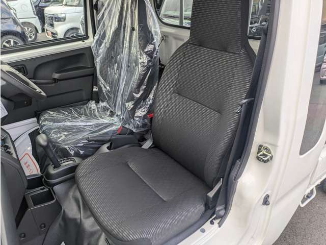 ☆ドリームは自動車損害保険の代理店です。もしものために自動車保険もドリームにおまかせ！☆任意保険の見直しも大歓迎です♪