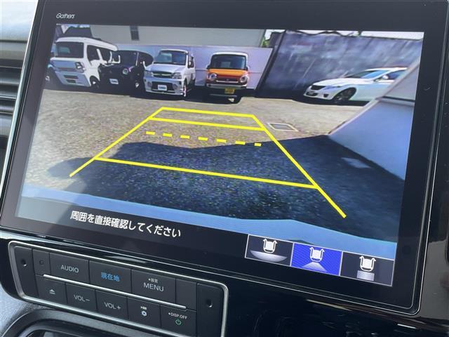 こちらオーディオ周りの写真になります。動作確認済みです。詳しい機能に関しましては装備欄を確認ください。車によっては多機能なナビなど、充実したオーディオがついている車両もあります。