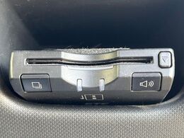 【ETC】高速道路の料金所をストレスなく通過！話題のスポットやサービスエリアに多い「スマートIC」利用時は必須のアイテムです。当店でセットアップを実施、ご納車当日からすぐにご利用いただけます！