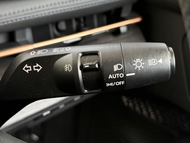 【運転席操作部】快適なドライブを楽しむための機能が装備されています！運転席から触れるので、使いやすいです！除菌プランいれていただくと、さらに清潔で安心していただけます！