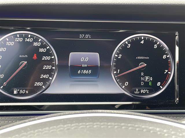 【スピードメーター】メーターがシンプルで見やすく運転しやすいですね！