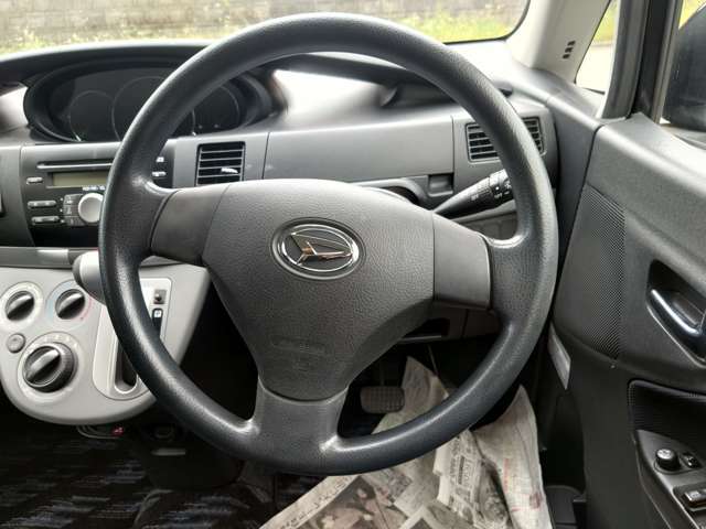 当店は九州運輸局認証工場です！納車前整備、アフターメンテナンスお任せ下さい！鈑金塗装も自社にて行っております！もしもの時も迅速に対応致します！お車の詳細に関しては無料電話までお気軽にご連絡下さい♪