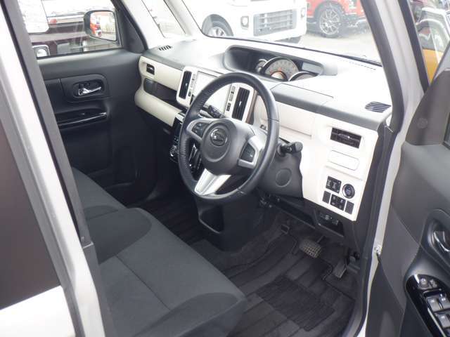 気になる箇所の写真をメールや郵送にてご対応致しますので、お気軽にご連絡ください。お待ちしております。