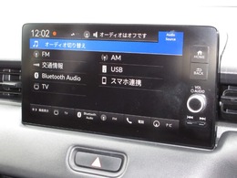 ナビゲーションはホンダコネクトディスプレイが装着されております。AM、FM、フルセグTV、Bluetoothがご使用いただけます。初めて訪れた場所でも道に迷わず安心ですね！