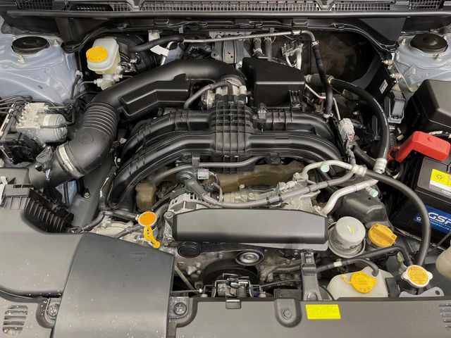 親切・丁寧な専門メカニックスタッフが応対！・車検・点検整備・事故等の修理などアフターサービスも安心。お車のカスタマイズもネクステージのサービススタッフまでご相談ください！