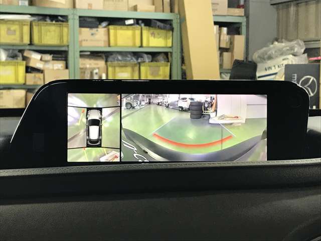 360°ビューモニターも装備しておりますので、どんな場所でも簡単に駐車できます。