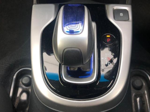 お車に合わせて無料保証以外にも、保証範囲、期間、距離を拡充させた有料保証もご用意しております！中古車の購入が初めてで不安・・・というお客様もご安心ください！