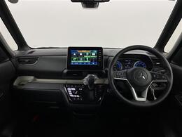 【インパネ全体】全方位で視界が広く、高い目線で運転もしやすいです！