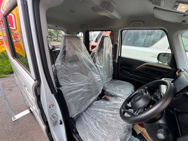 ぜひ実際に座っていただき、乗り心地をお確かめください！