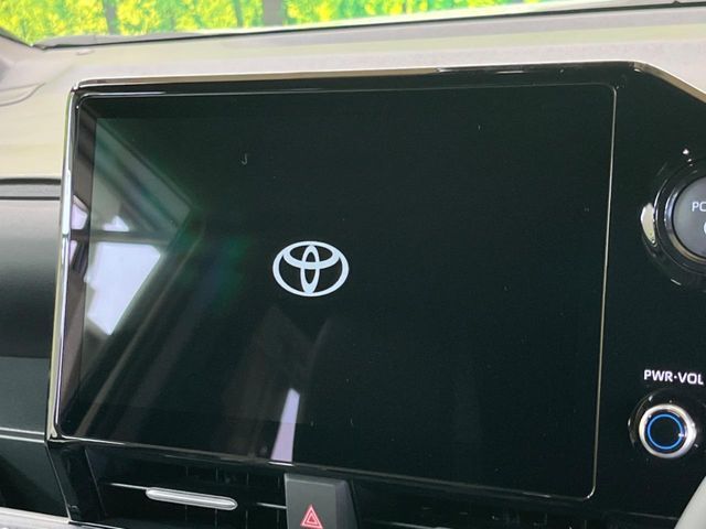 【純正10.5型ナビ】ナビはもちろん、多彩なメディアをお使い頂けます。TV/DVDチューナー装備。AppleCarPlay・AndroidAutoにも対応！