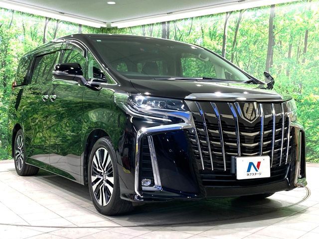 大好評のボディコーティング「弾スプラッシュコート」もご納車までに施工可能。通常のガラスコートと異なる、耐久年数6年の無機質ガラスコーティングが、ボディをキレイな状態に保ってくれます。